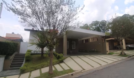 Casa em condomínio a venda no Panamby