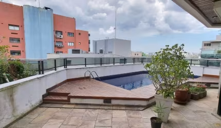 Cobertura Duplex com 4 suítes 4 vagas a venda no Itaim Bibi