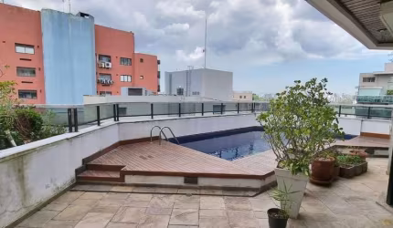 Cobertura Duplex com 4 suítes 4 vagas a venda no Itaim Bibi