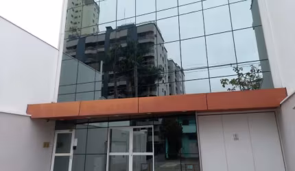 Prédio com 20 salas e 20 vagas a venda na Vila Mariana
