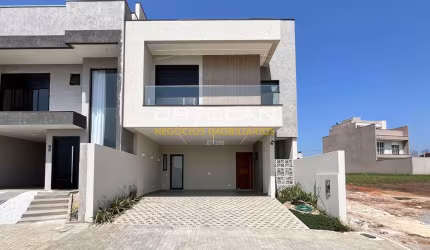 Residência Triplex 179m² - 04 Dormitórios - Costeira - São José dos Pinhais-PR