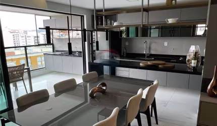 Apartamento garden com área externa 2 quartos, suíte, 3 vagas, área de lazer, Santa Helena, Juiz de Fora/MG