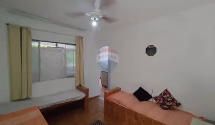 Apartamento quarto e sala, copa/cozinha e área de serviço na Praia do Apara, Mangaratiba-RJ