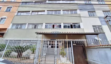 Apto térreo bairro Bandeirantes, Juiz de Fora