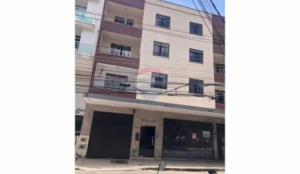 Cobertura de 4 quartos a venda no coração de São Mateus, próxima a igreja, mercados, drogarias, UFJF, escolas e a todo comércio local.