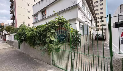 Casa de 2 quartos, para locação no bairro Bom Pastor, próxima a praça, Mc Donald's e Shopping Alameda