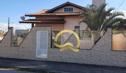 Casa com 3 dormitórios para alugar por R$ 3.440,00/mês - Itacolomi - Balneário Piçarras/SC