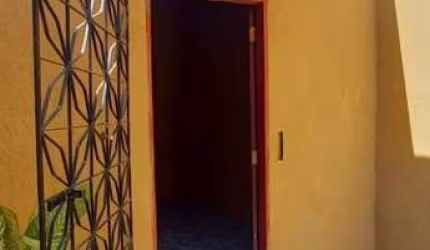 Casa 2 dormitórios para Locação em Fortaleza, Conjunto Esperança, 2 dormitórios, 1 banheiro