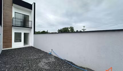 Geminado com 02 Suítes no Nova Brasília