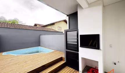 Casa com 2 quartos no Vila Nova em Joinville