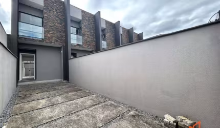 Casa com 2 quartos no Floresta em Joinville