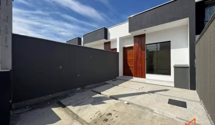 Casa com 2 quartos no Aventureiro em Joinville