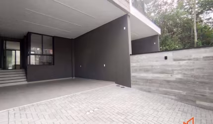 Casa com 3 quartos no Anita Garibaldi em Joinville