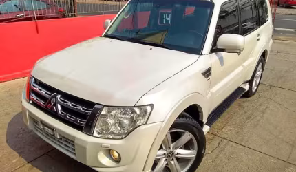 Pajero full hpe 3.2tdi top de linha