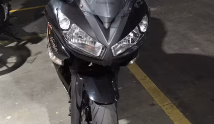 Kawasaki  ninja  650r    2012