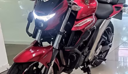 Yamaha fz25 fazer abs street