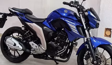 Yamaha fz25 fazer abs street