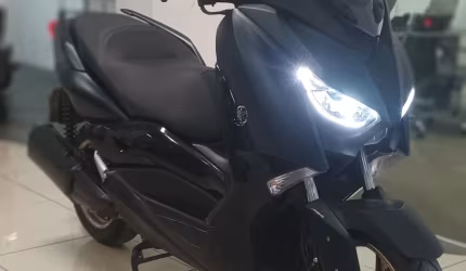 Yamaha xmax abs scooter