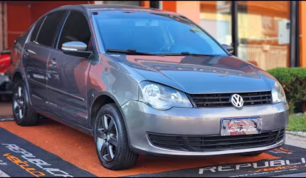 Volkswagen polo sedan 1.6 2013