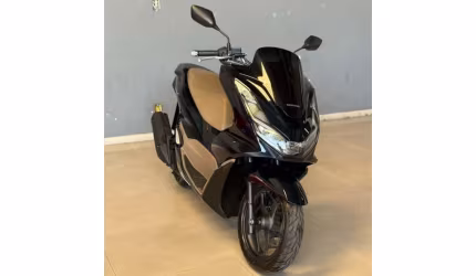 Honda pcx 160 dlx 2025
