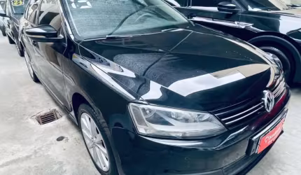 Volkswagen jetta 2013 2.0 comfortline 120cv flex 4p tiptronic
