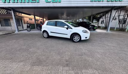Fiat punto attractive italia 1.4 f.flex 8v 5p  - branca - 2012/2012