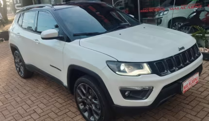 Esse carro esta bem conservado