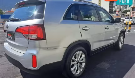 Kia sorento 2013 2.4 s.253 4x2 16v gasolina 4p automático