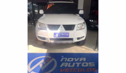 Mitsubishi pajero tr4 2013 2.0 4x2 16v 140cv flex 4p manual