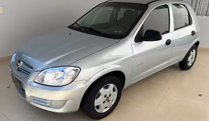 Celta 1.0 spirit 2010 completo (menos ar)