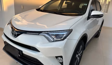 Rav4 autom 2.0 ano 2018 novíssima 
