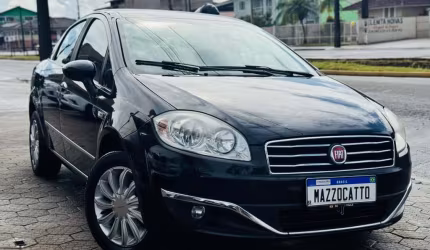 Fiat linea essence 1.8 flex 16v 4p