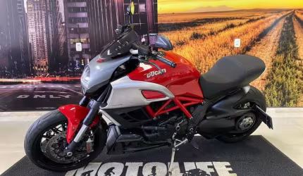 Ducati diavel 2011