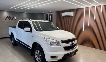 Chevrolet s-10 pick-up lt 2.5 flex 4x2 cd  - branca - 2015/2015