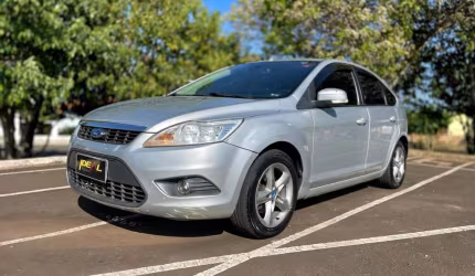 Ford focus 2.0  - prata - 2011/2012