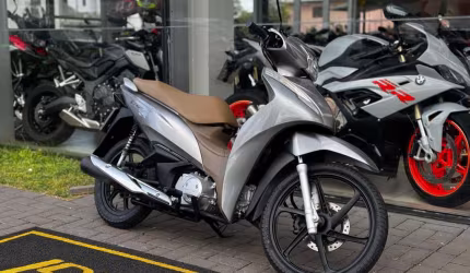 Honda biz 125 . - prata - 2018/2019