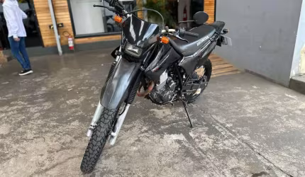 Honda xr 250 tornado - preta - 2006/2007