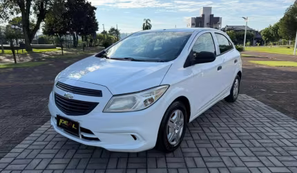 Chevrolet onix 1.0 joy - branca - 2016/2017