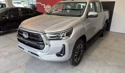Toyota hilux 2.8 d-4d turbo diesel cd srx 4x4 automático