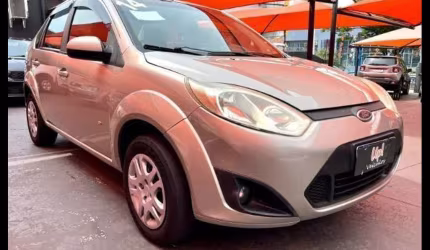 Ford fiesta sedan sedan 1.6 8v flex mec. - prata - 2013/2014