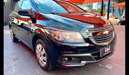 Chevrolet onix 1.4mt lt - preta - 2013/2013