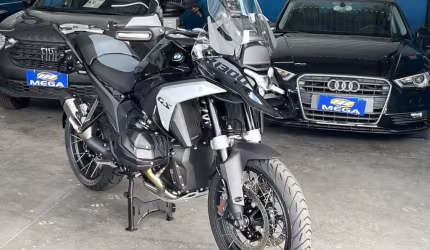 Bmw r 1300 gs triple black 2025