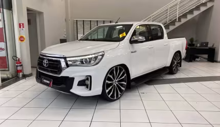 Toyota hilux cd srv 4x4 2.7 flex 16v aut.