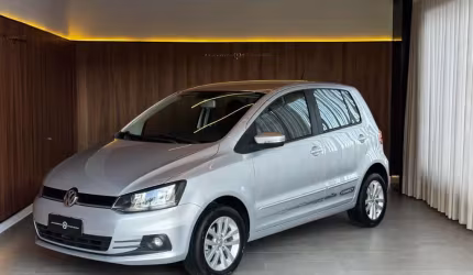 Volkswagen fox w/ connect sb - prata - 2018/2019