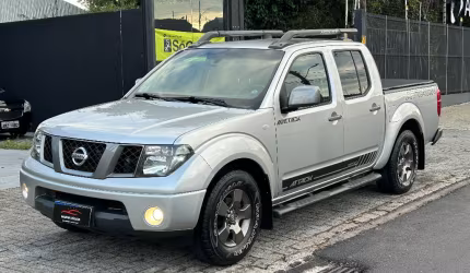 Nissan frontier se attack 2.5. completa, manual, chave copia, estepe uso, veiculo super conservado