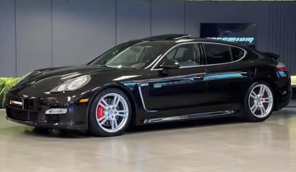 Porsche panamera turbo 2010