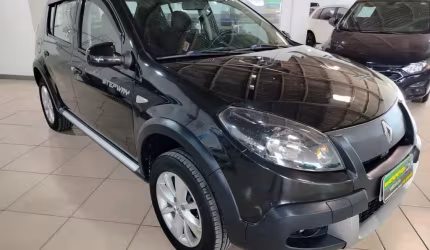 Renault sandero stepway hi-power 1.6 8v 5p  - preta - 2013/2014