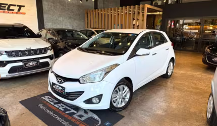 Hyundai hyundahb20 1.6a prem 2015