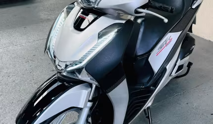 Motocicleta muito conservada