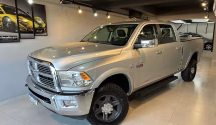 Dodge ram 2500 laramie 6.7 tdi cd 4x4 dies